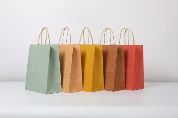 定制手提紙袋的成本高不高？